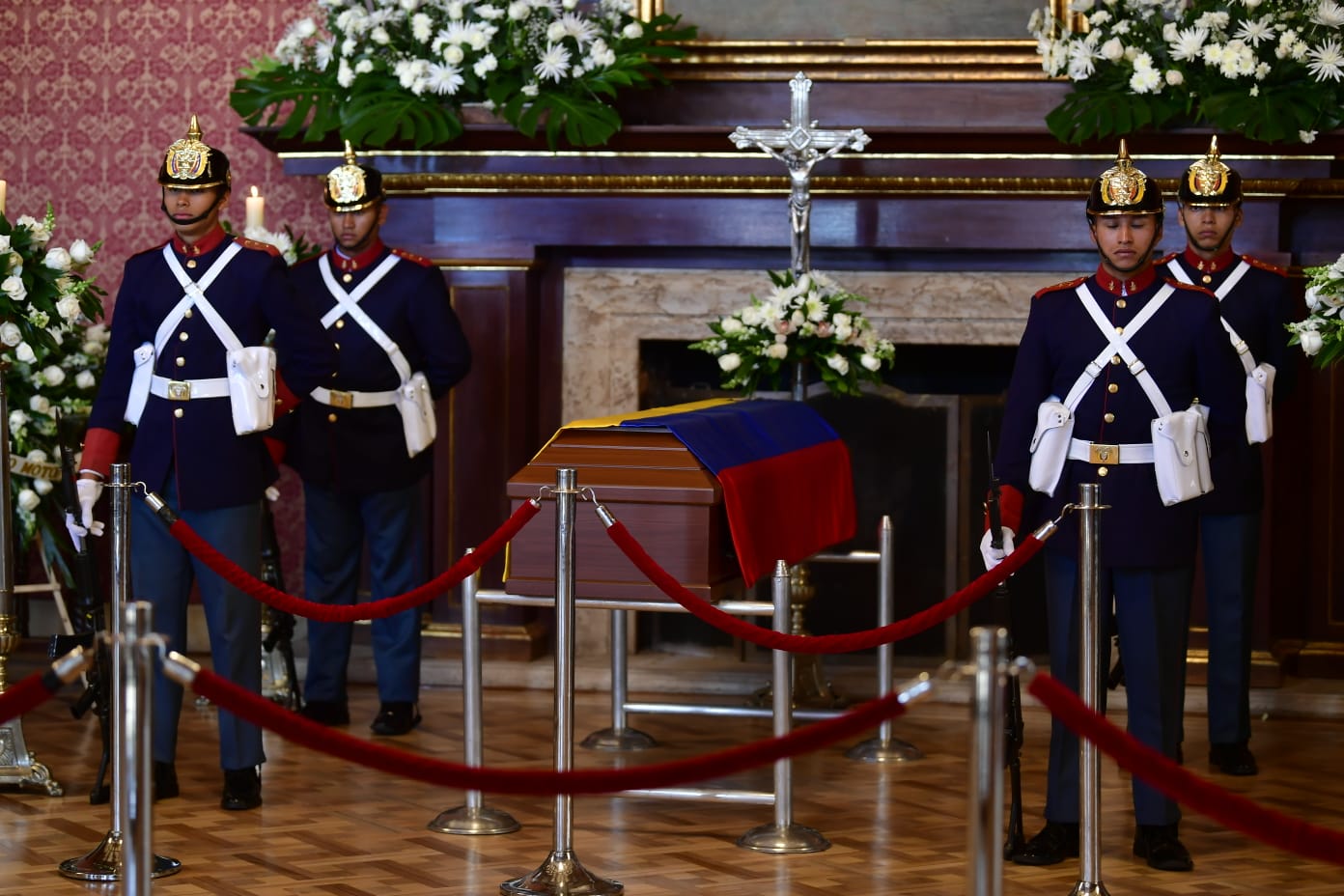En el Salón Simón Bolívar del Palacio San Carlos se rindieron homenajes al exvicepresidente Germán Vargas Lleras.