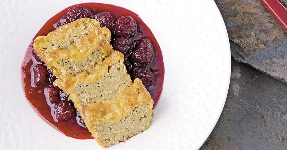 Postre del día: Torta de plátano maduro con panela y coco