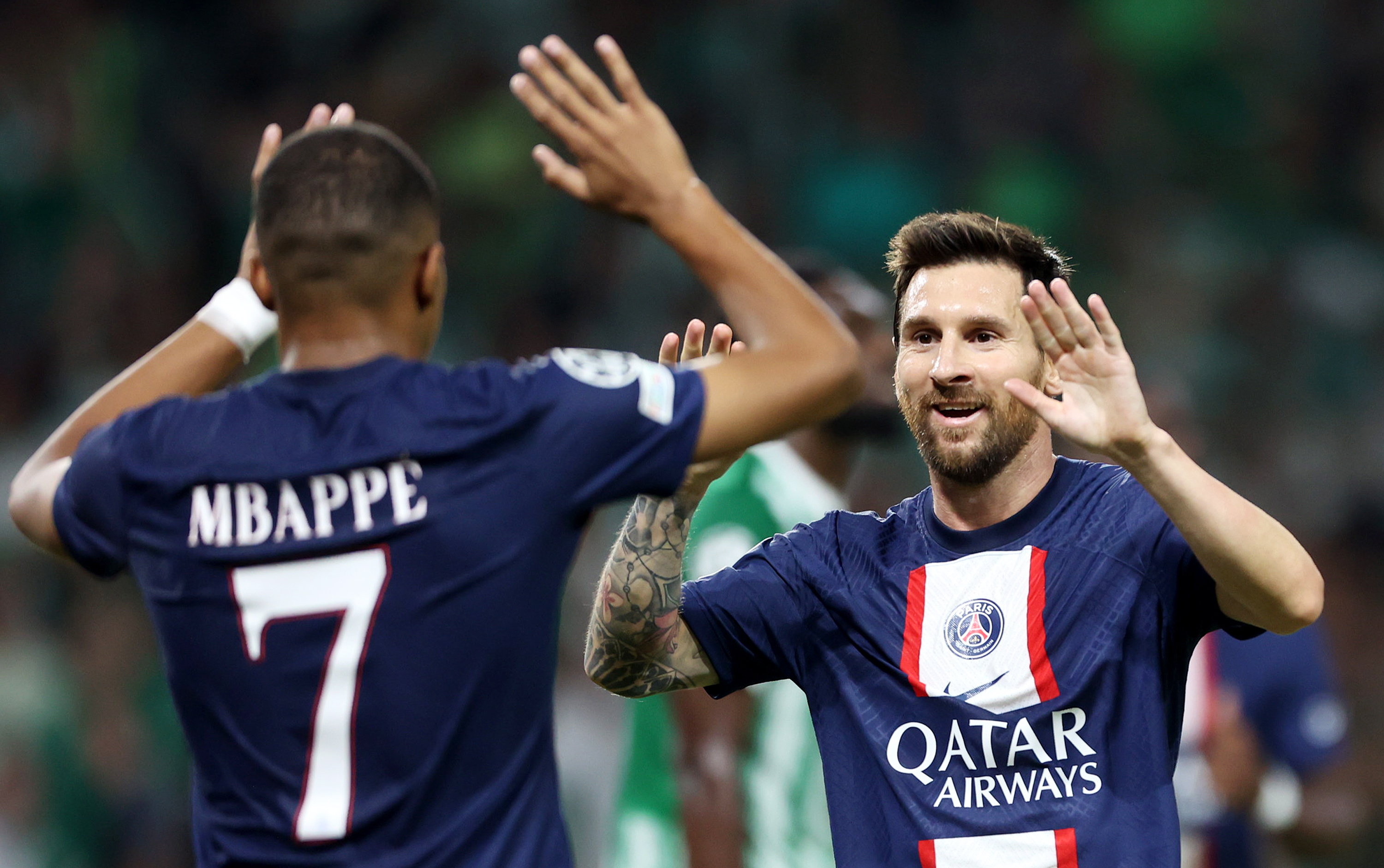 VIDEO | ¡Qué pintura! Vea el golazo de Messi con asistencia de taco de Mbappé