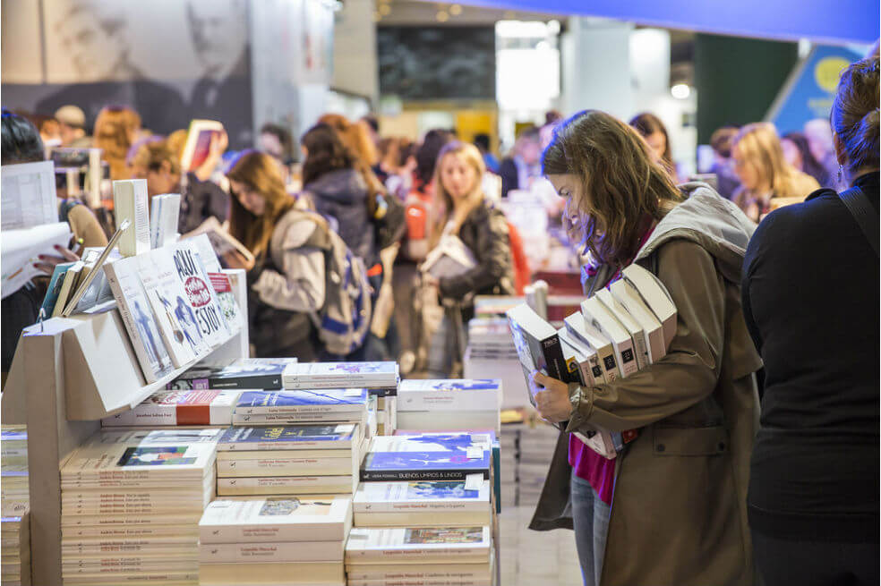 Colombia en la Feria de Madrid: libros y biodiversidad, polémicas aparte