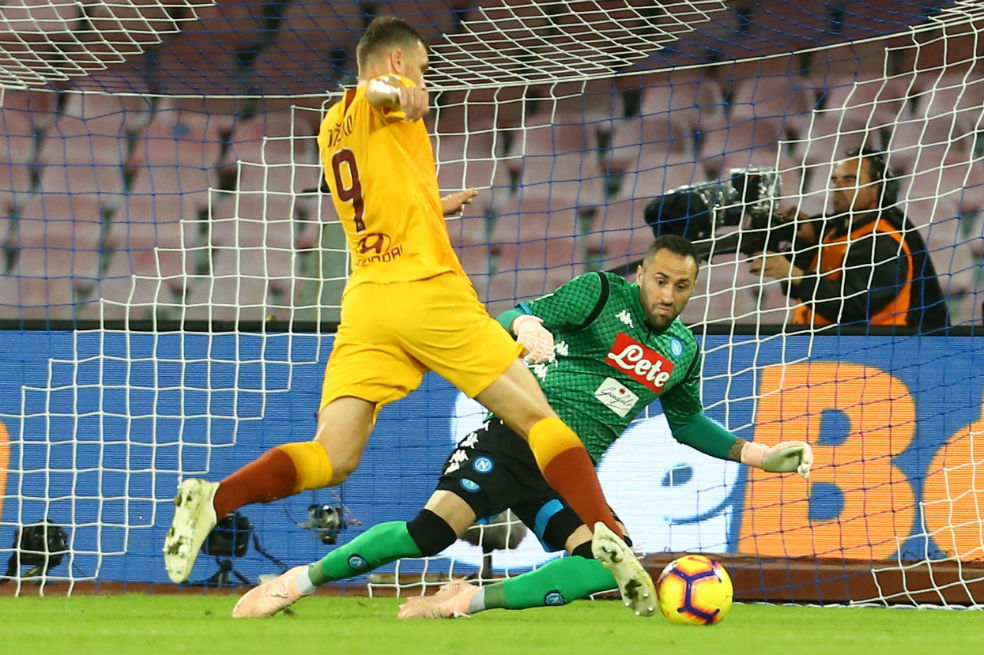 David Ospina, titular en el empate entre Napoli y Roma