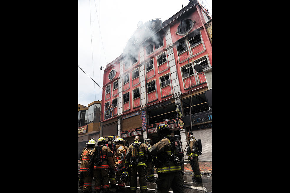 Los rastros del incendio en San Victorino
