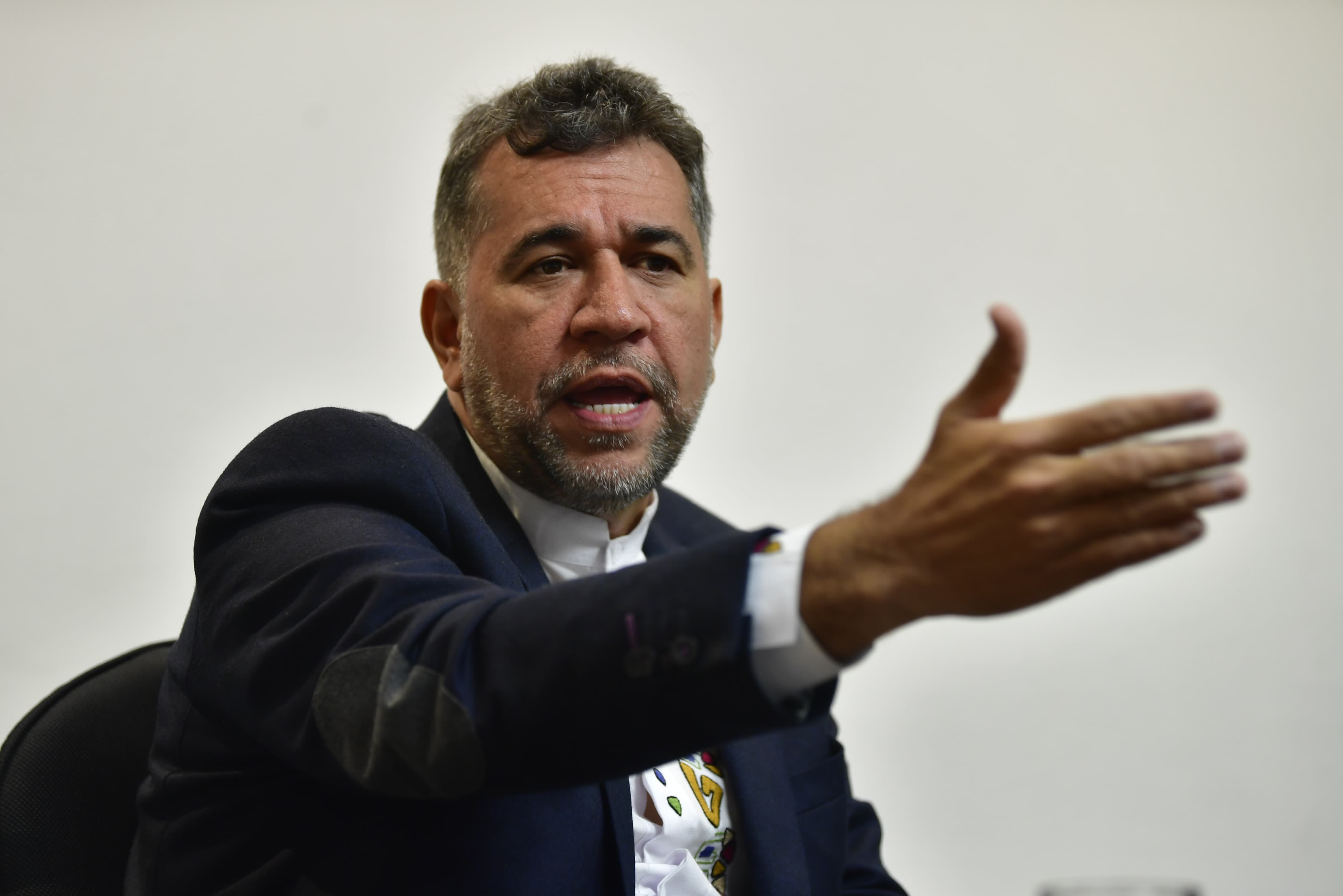 “La derecha nos está favoreciendo y les vamos a ganar en 2026”: León Fredy Muñoz