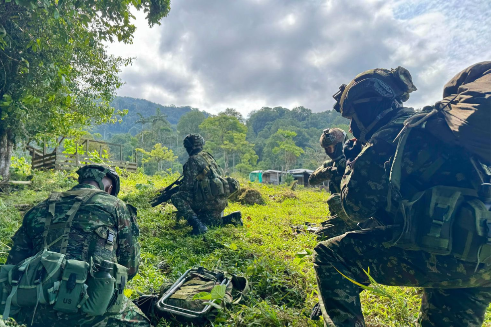 Combates entre Ejército y Clan del Golfo en Magdalena dejan una persona muerta
