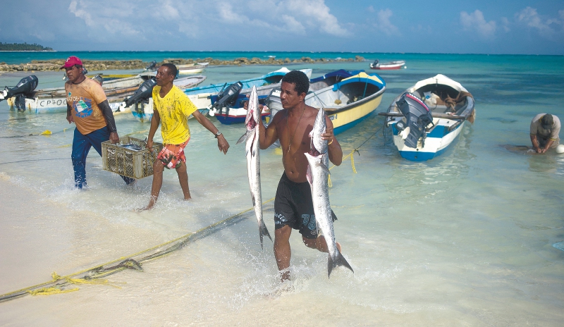 Los derechos de pesca, el espinoso tema que Petro quiere negociar con Nicaragua
