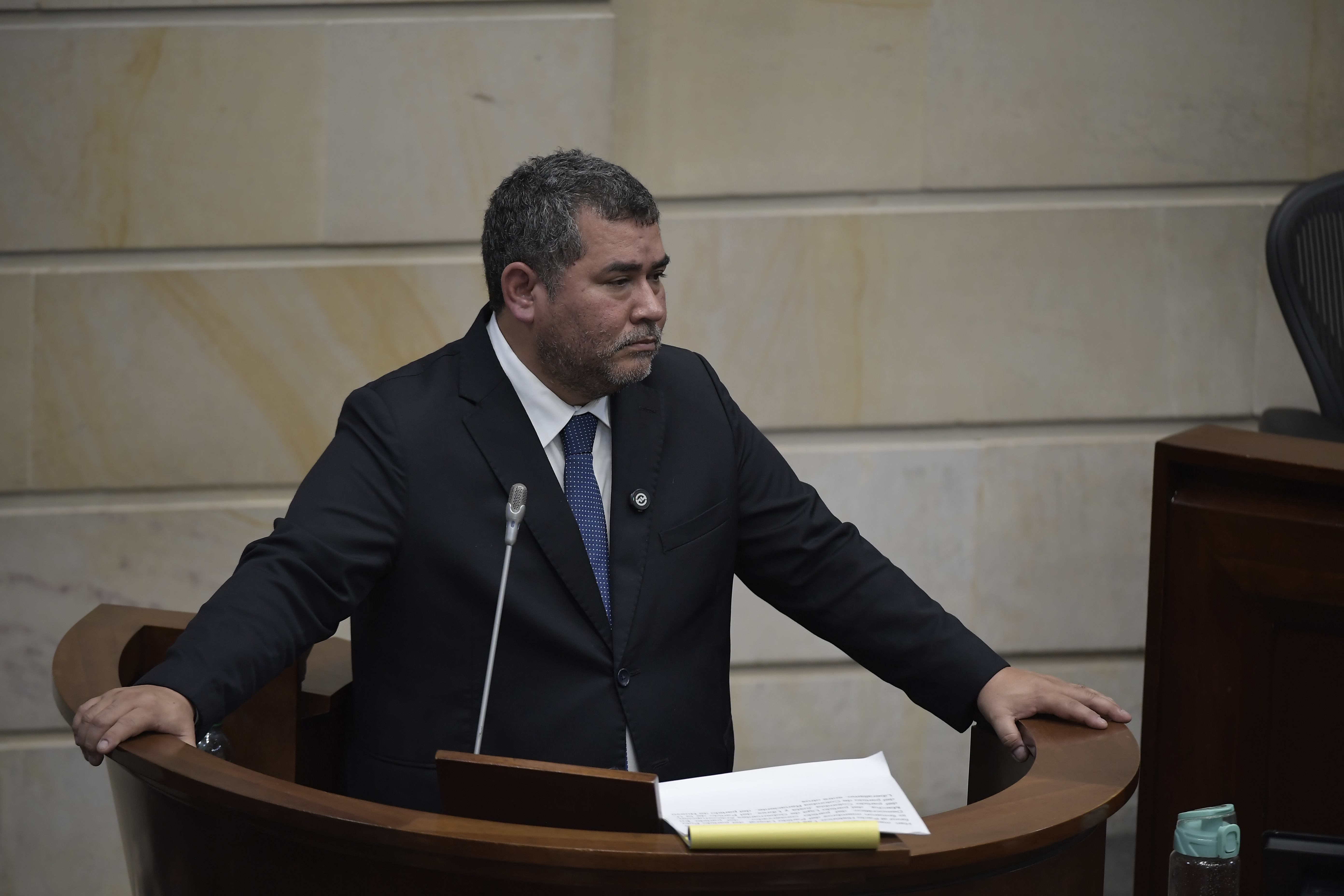 Gobierno reforzará esquema de seguridad de Chacón tras denuncias de amenazas