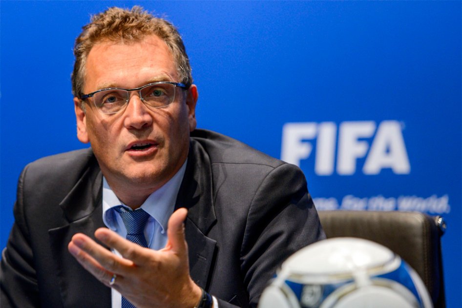 FIFA defiende decisión de jugar partidos a la 1:00 p.m. en Brasil 2014