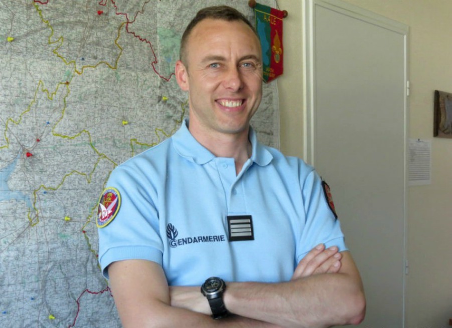El policía héroe que salvó a varias personas en Francia