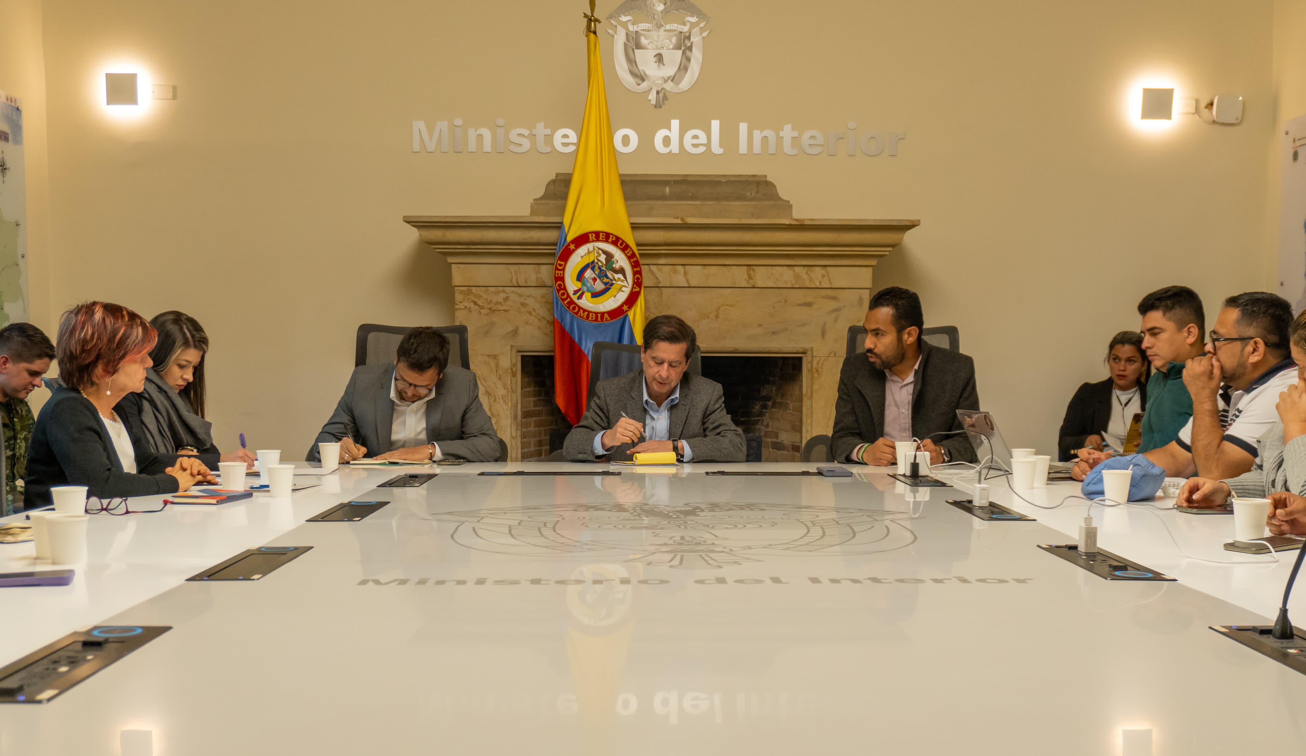 Tras una reunión con el Gobierno, los firmantes de paz del ETCR Miravalle que fueron desplazados por las disidencias serán reubicados.