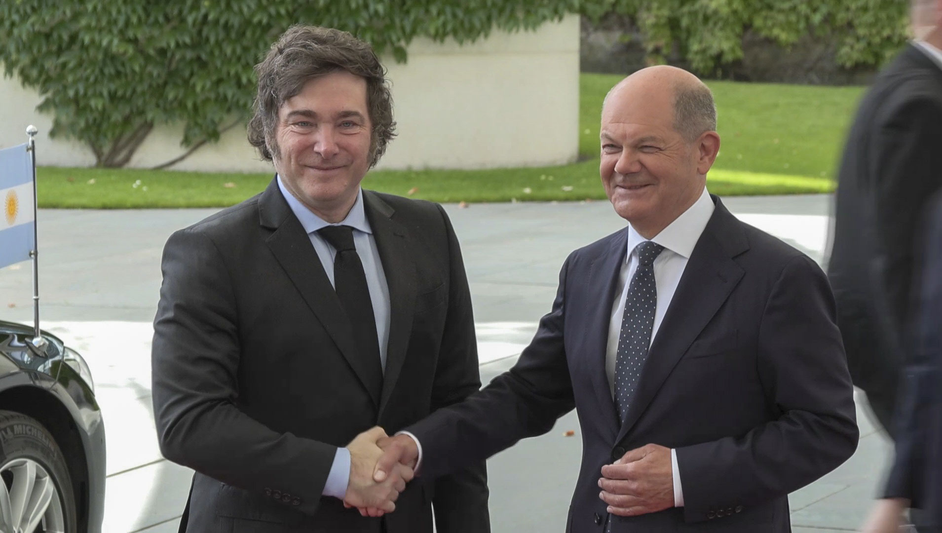 Que las reformas sean compatibles con la sociedad: el mensaje de Scholz a Milei