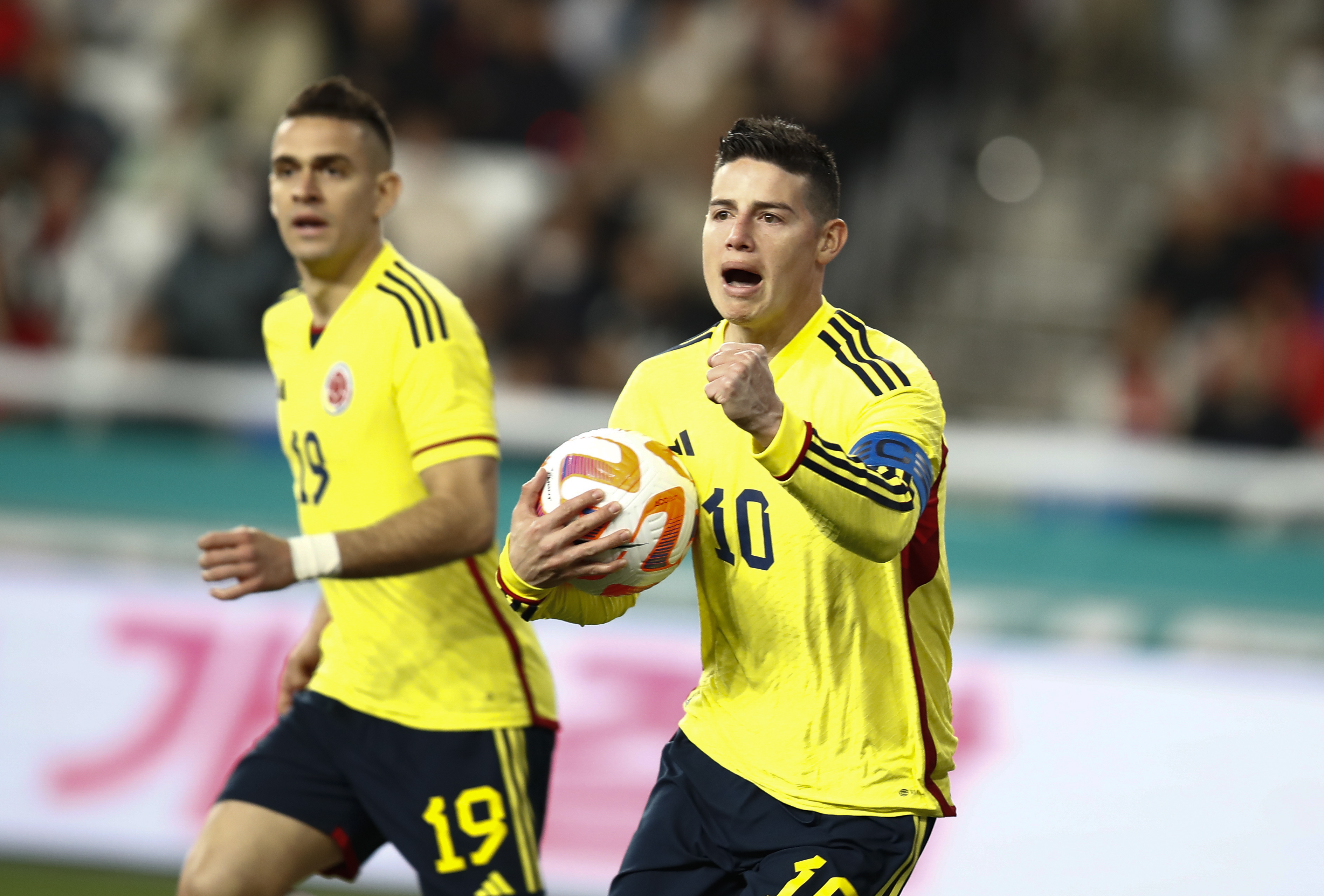 James Rodríguez se convirtió en el segundo máximo goleador de la selección de Colombia