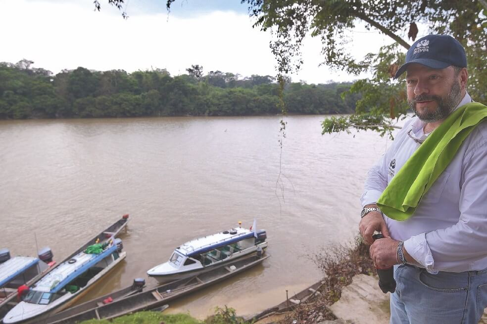 Carlos Alfonso Negret ha realizado 24 misiones humanitarias en tres años. Ha recorrido 30 de los 32 departamentos del país. Solo le falta visitar Amazonas y Vaupés./ Mauricio Alvarado