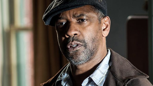 Denzel Washington, como Troy Maxson, en Fences.