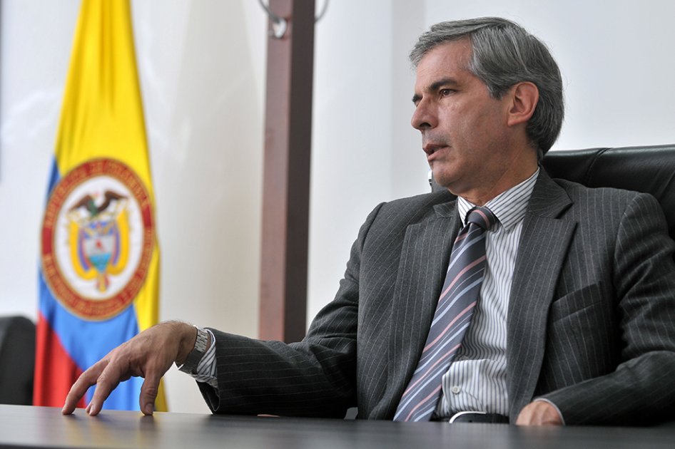 Ministerio de Justicia defiende la Reforma de Equilibrio de Poderes