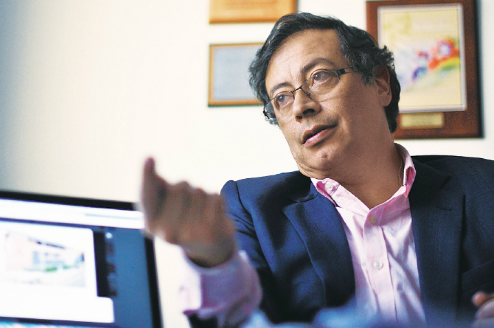 Cruce de mensajes entre Petro y alcaldía de Medellín por supuestas trabas a evento político