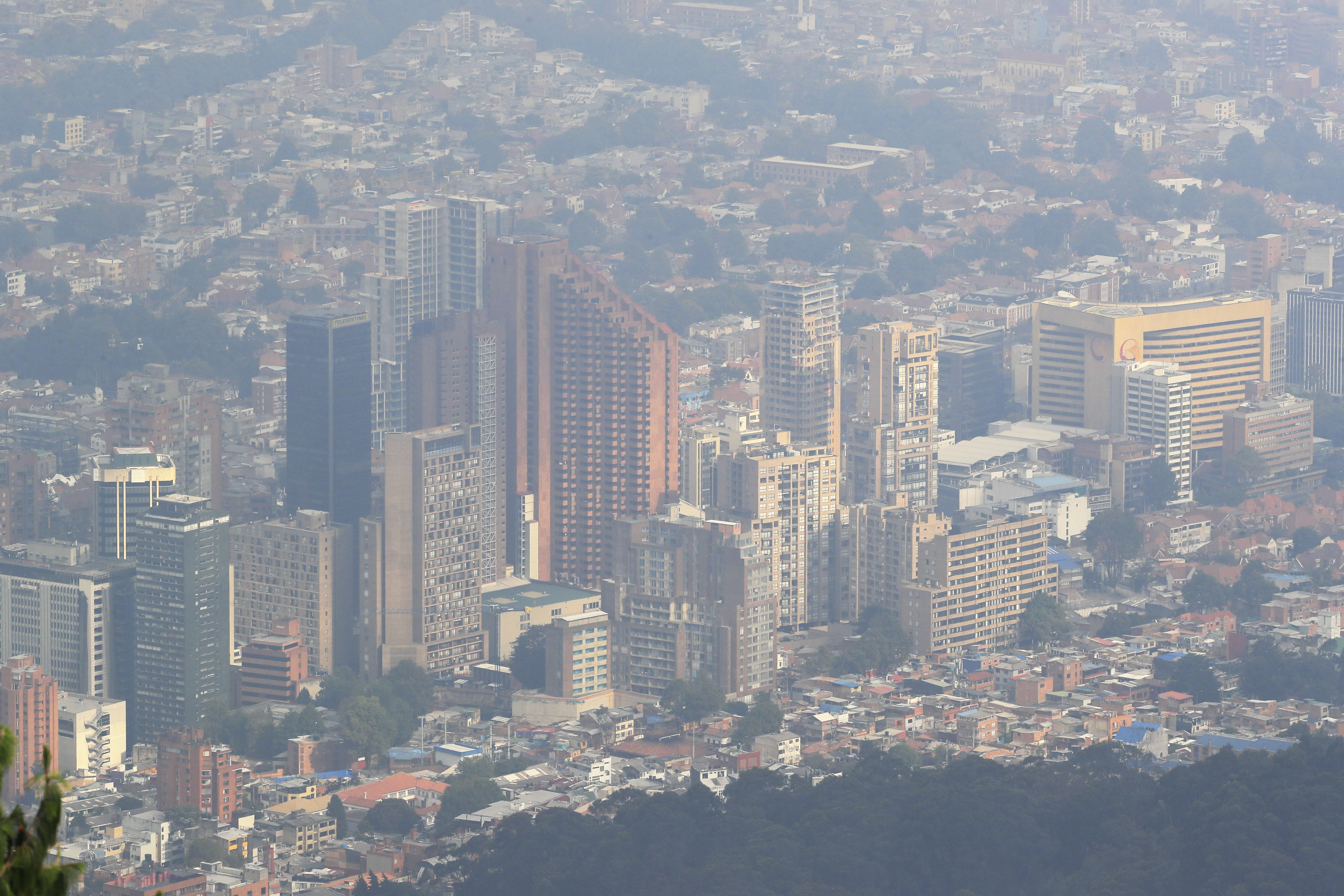 Metales tóxicos y emisiones industriales amenazan el aire de la Sabana de Bogotá