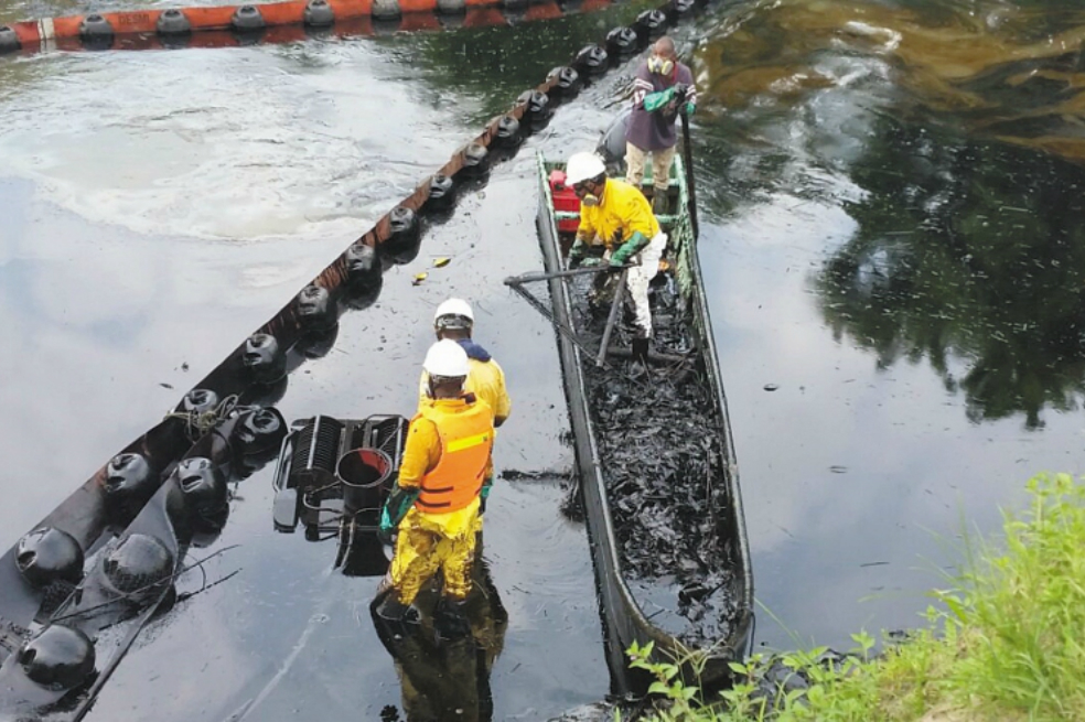 Limpiando las manchas negras de Colombia
