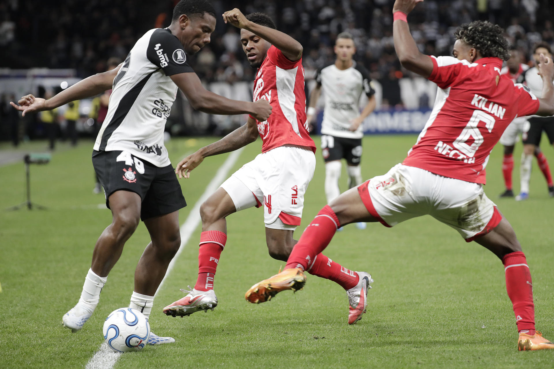 Así quedó la tabla del grupo en Libertadores tras la derrota de Santa Fe contra Corinthians