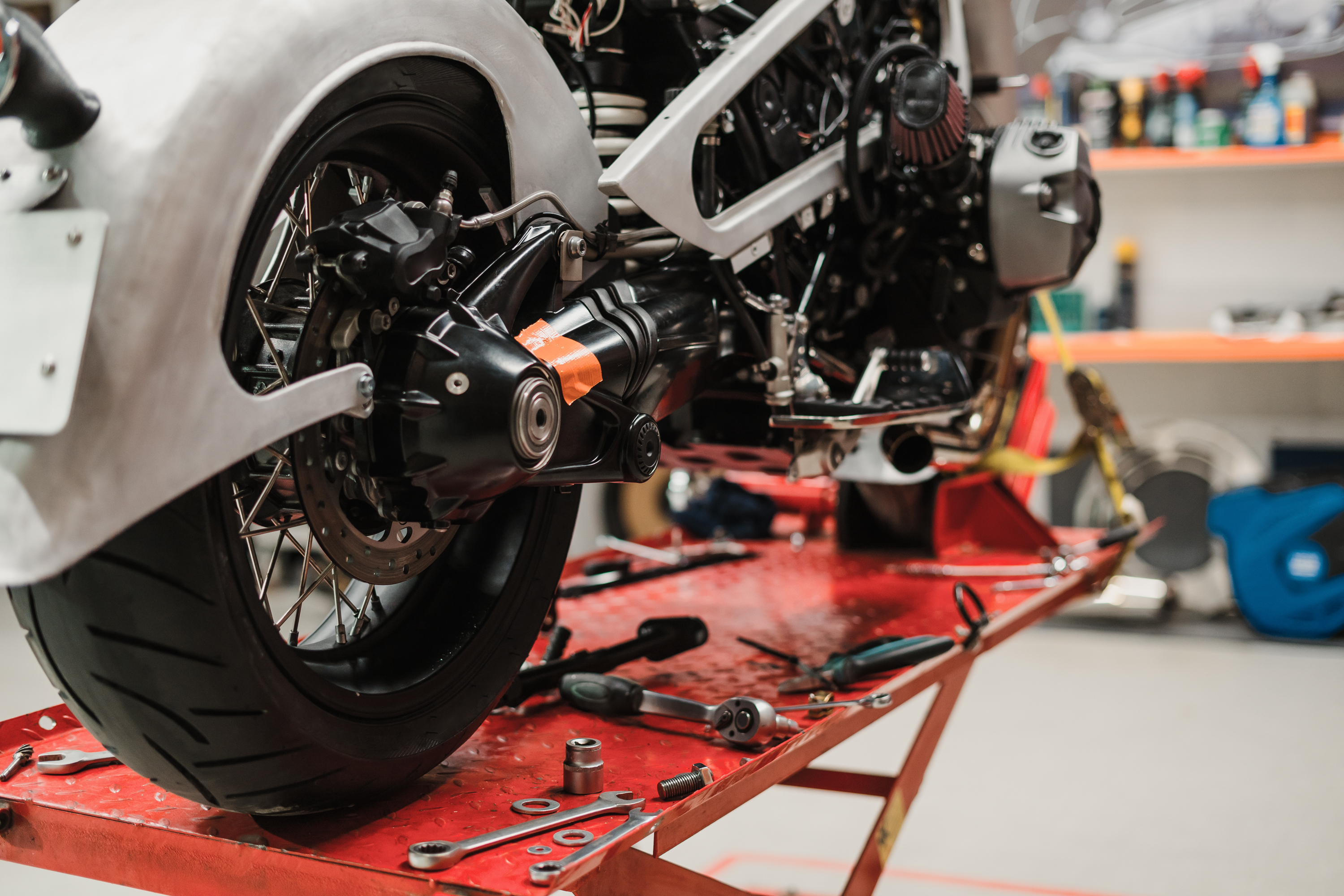 ¿Por qué los repuestos originales para la moto son la mejor opción? Esto debe saber