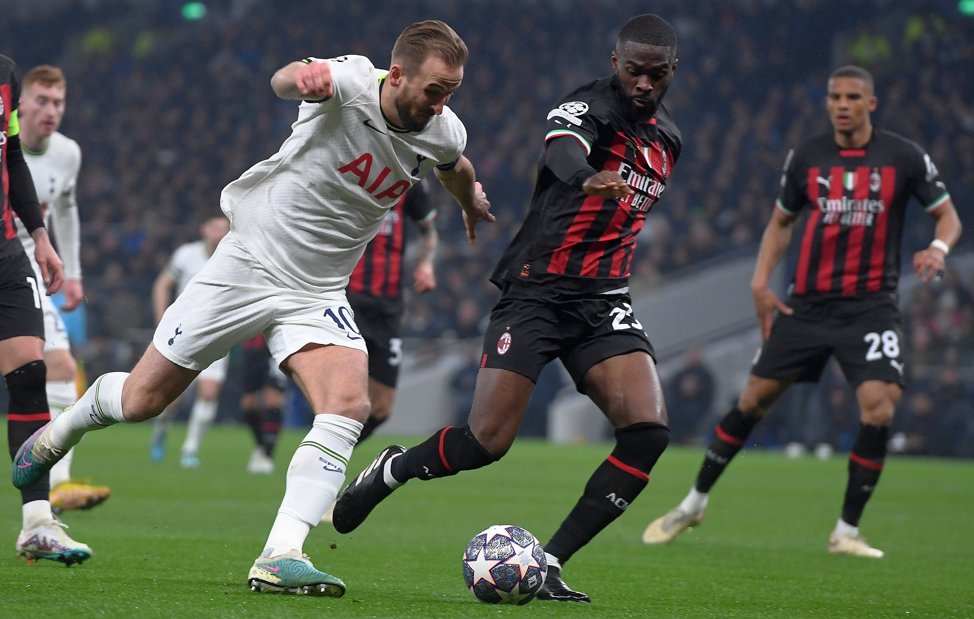 Champions League: Milan empató con Tottenham en Londres y avanzó de ronda