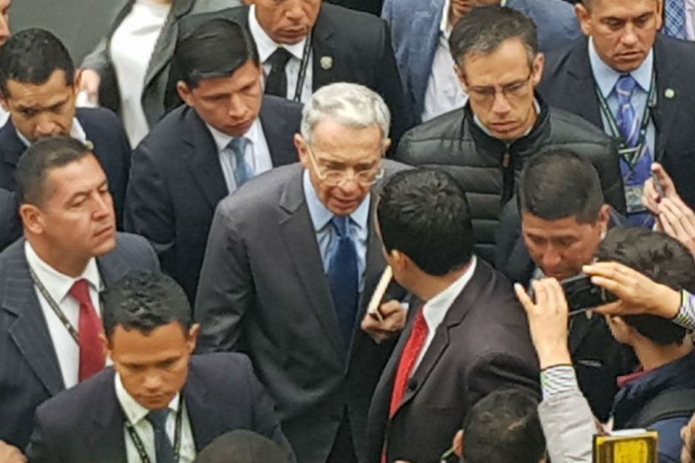 Uribe acude a Corte Suprema por supuesta manipulación testigos