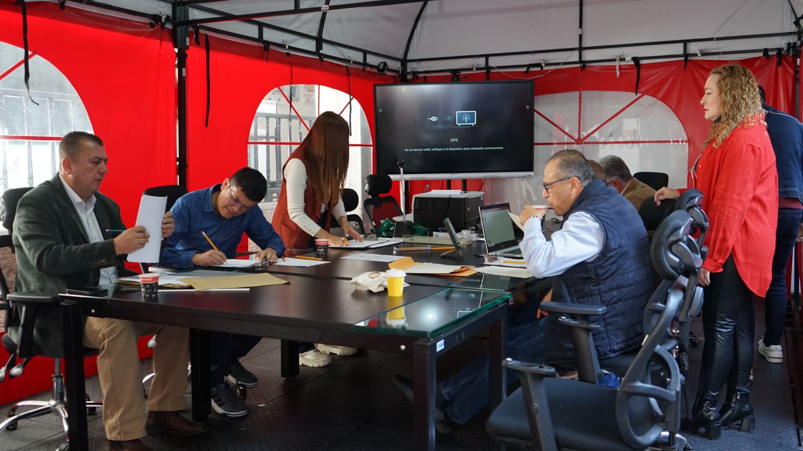 Los traspiés en el proceso de elegir a los nuevos alcaldes locales
