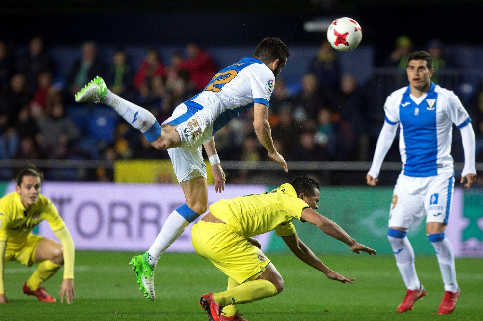 Carlos Bacca y Roger Martínez, presentes en eliminación de Villarreal