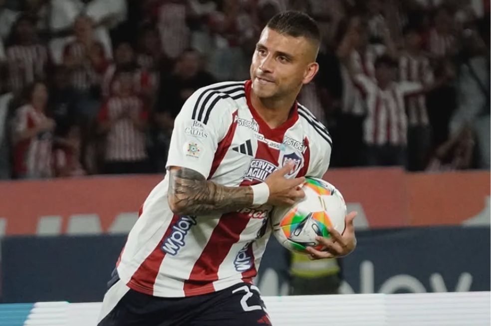 Junior, líder de la Liga BetPlay, le remontó al Bucaramanga en los minutos finales