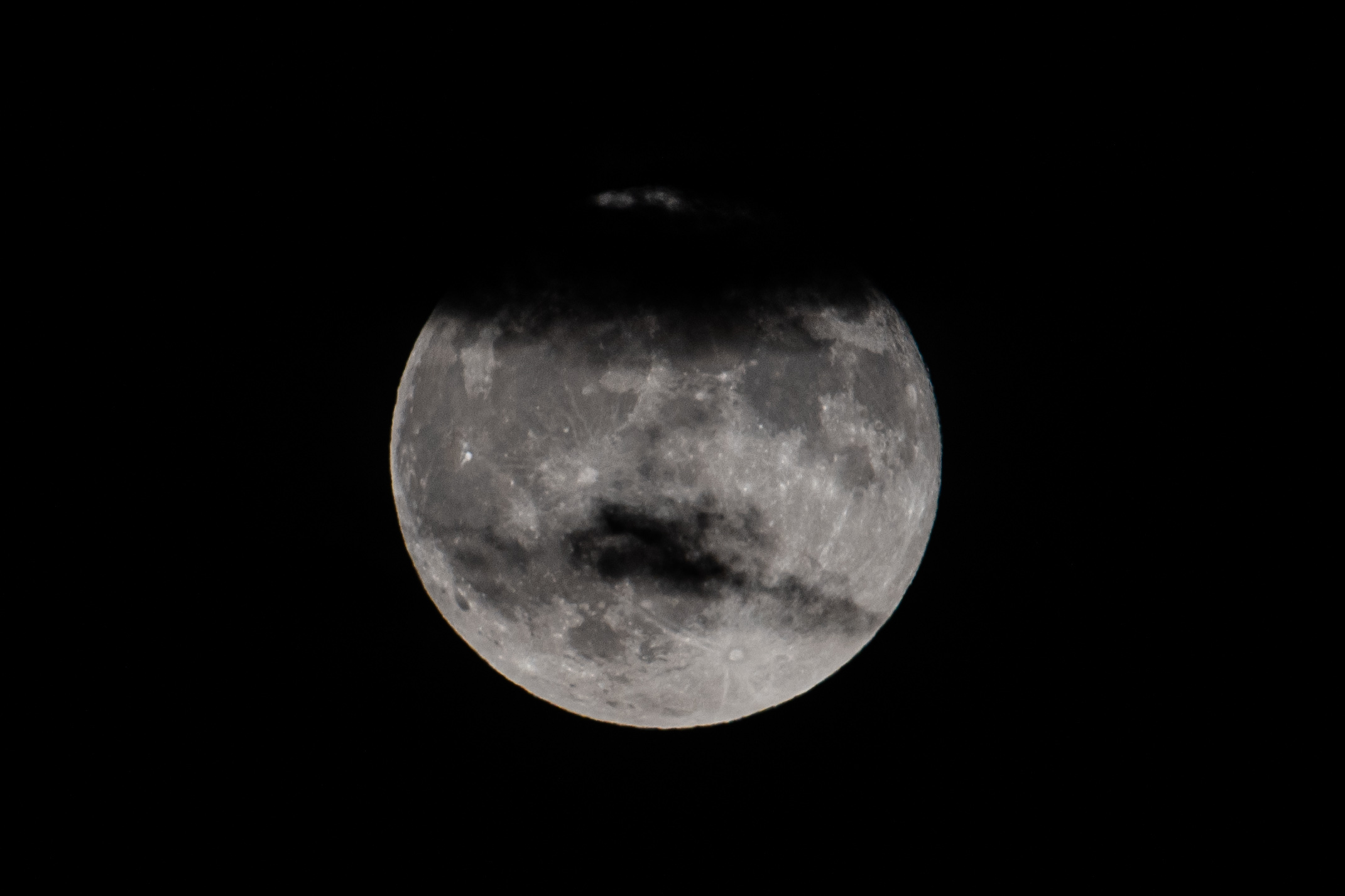 Luna del ciervo 2025: ¿cómo y cuándo verla desde Colombia?