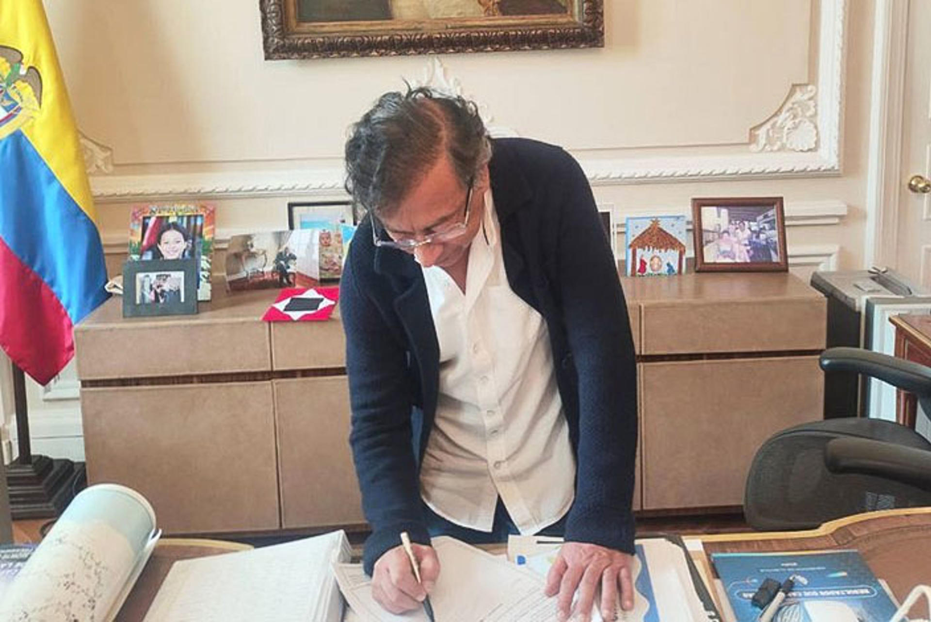 Decreto para consulta popular de Gustavo Petro ya llegó a la Corte Constitucional