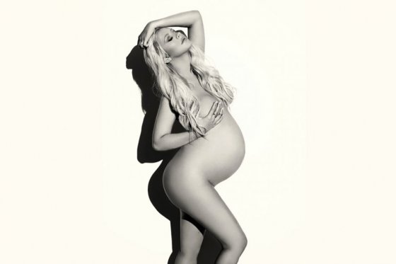 Christina Aguilera da luz a una niña llamada Summer Rain
