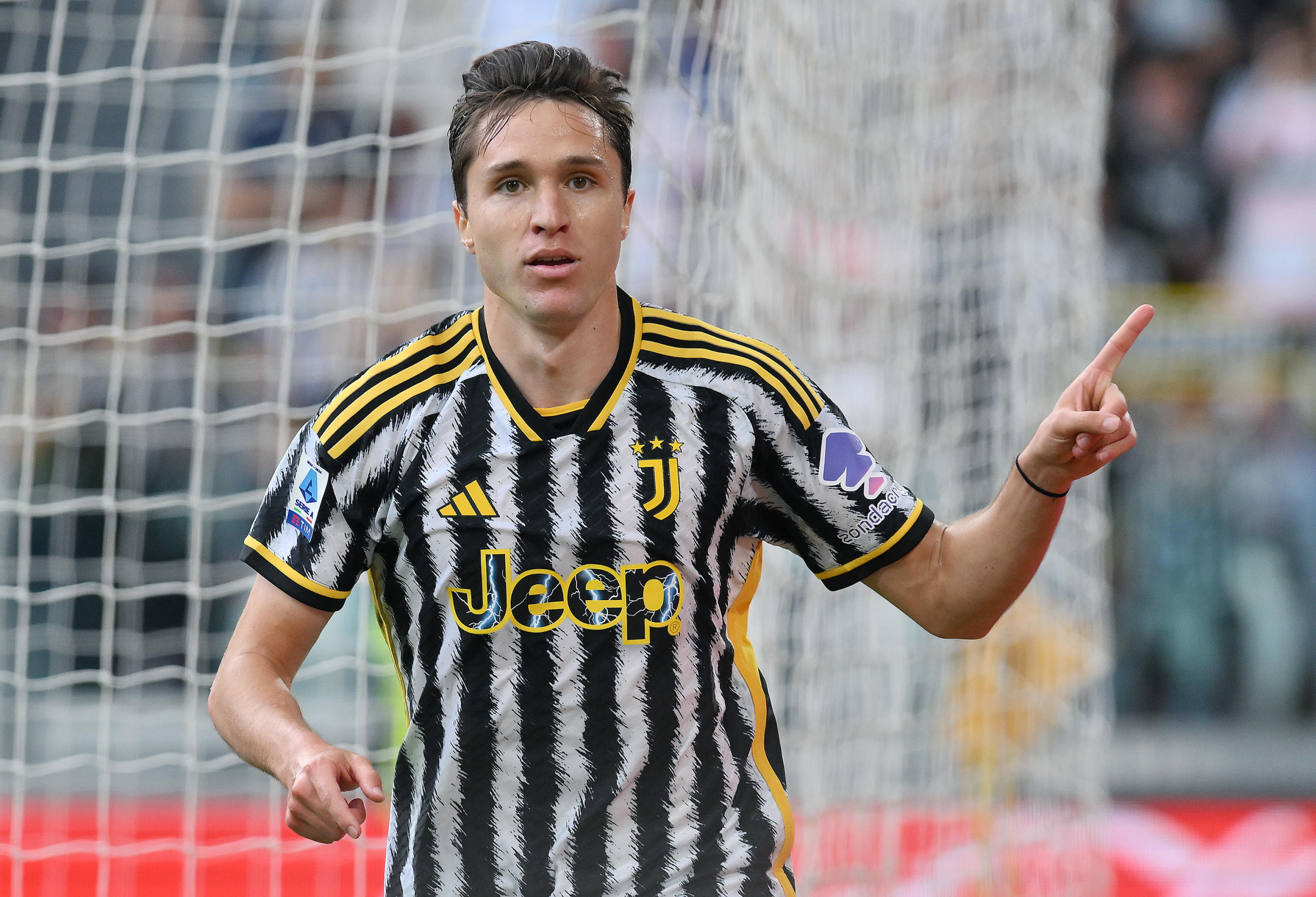 Florence (Italy), 25/05/2024.- Juventus's Federico Chiesa celebrates after scoring the 1-0 goal during the Italian Serie A soccer match of Juventus FC against AC Monza, in Florence, Italy, 25 May 2024. (Italia, Florencia) EFE/EPA/Alessandro Di Marco