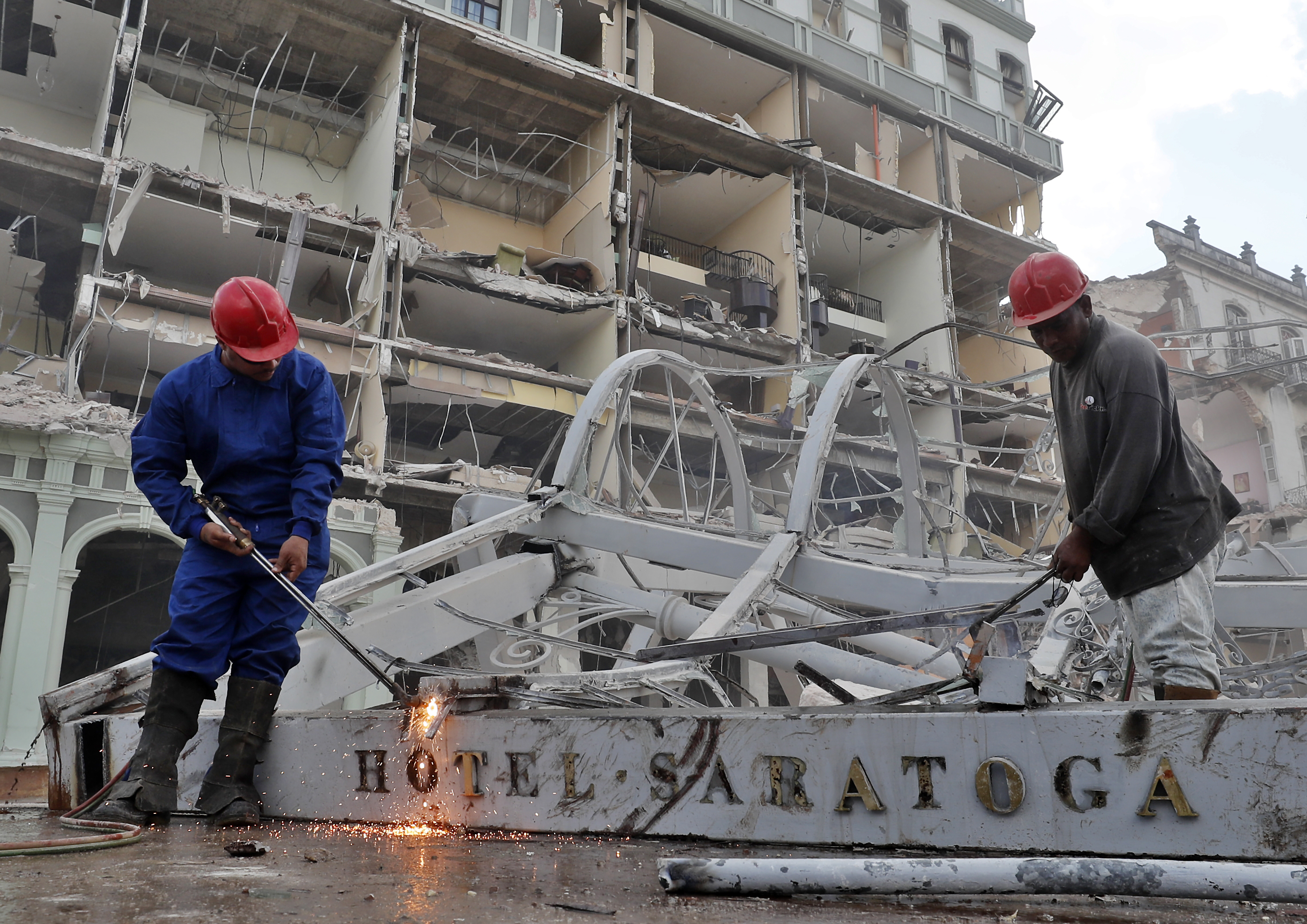 La explosión en el Hotel Saratoga, en Cuba, dejó 32 muertos y 80 heridos