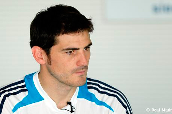 Real Madrid celebra los 13 años del debut de Casillas