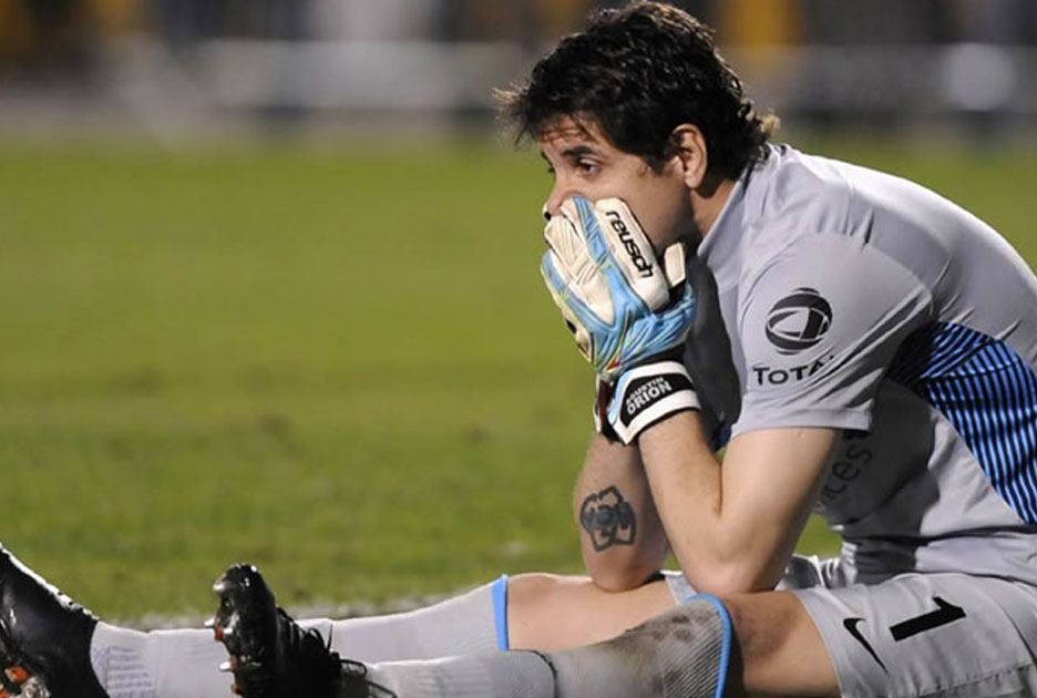 Cuatro fechas de suspensión a Orión por fractura al uruguayo Bueno