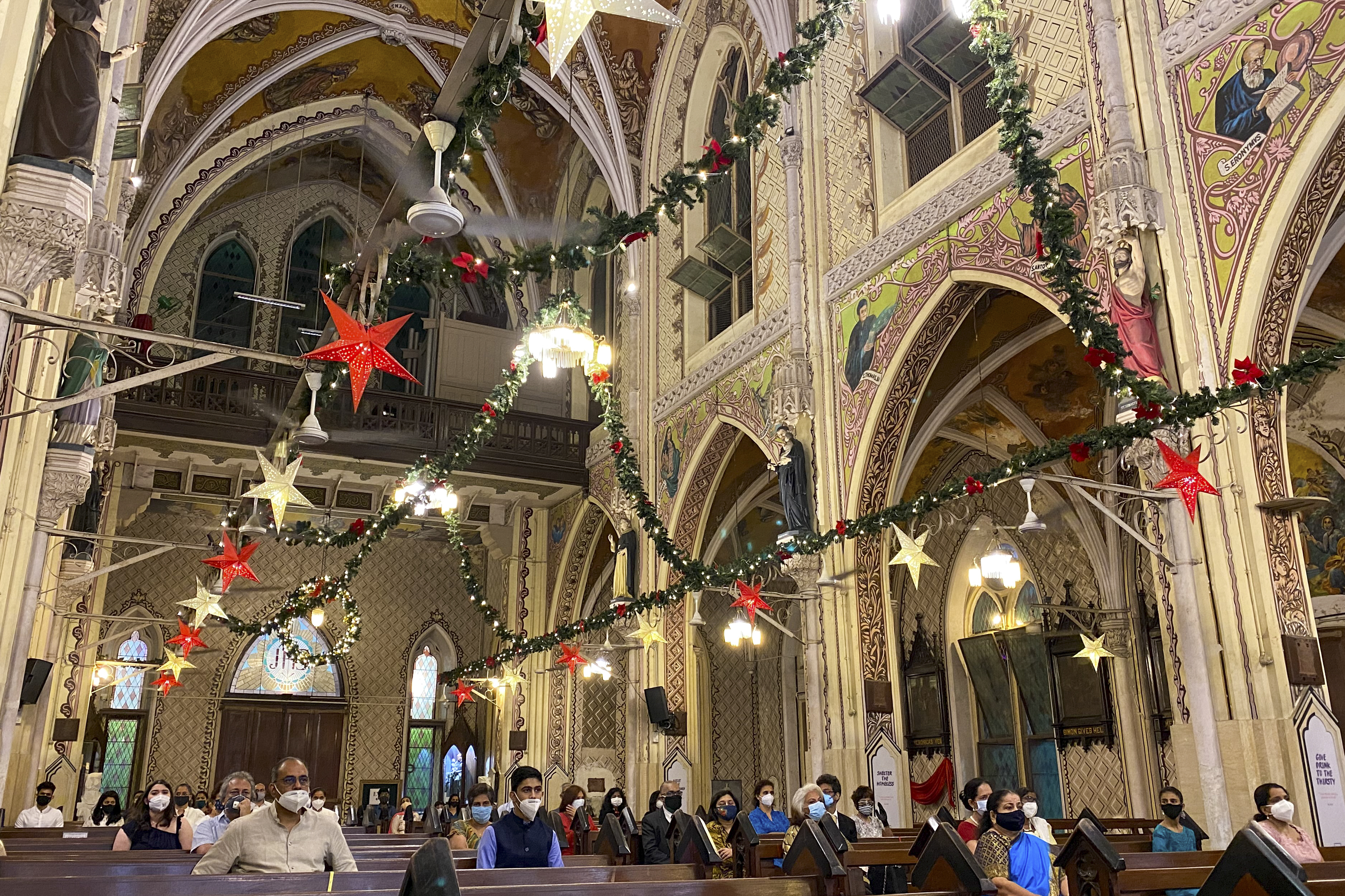 El mundo celebra una Navidad particular, en tiempos de confinamiento