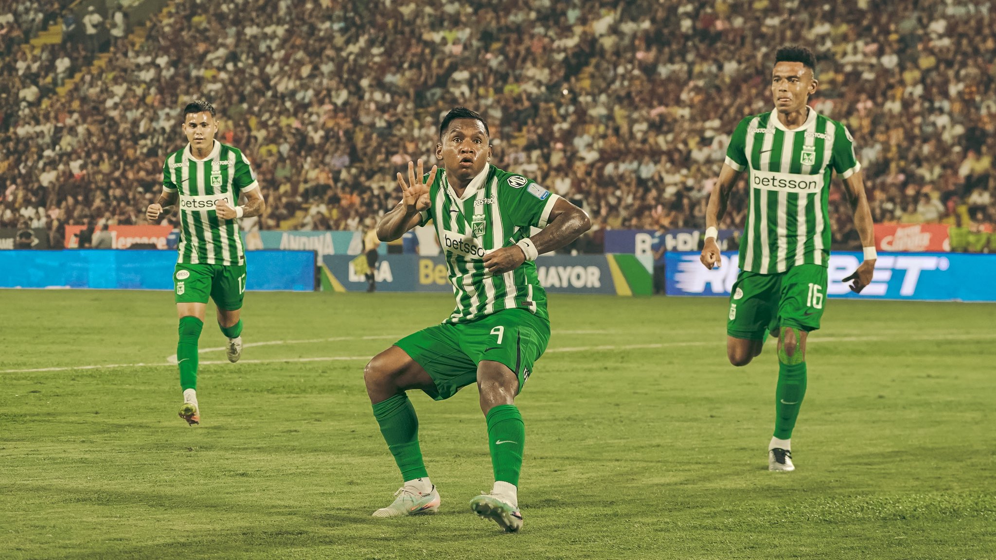 Con dos expulsiones polémicas, Nacional venció 1-0 a Tolima: semifinales de la Liga Betplay