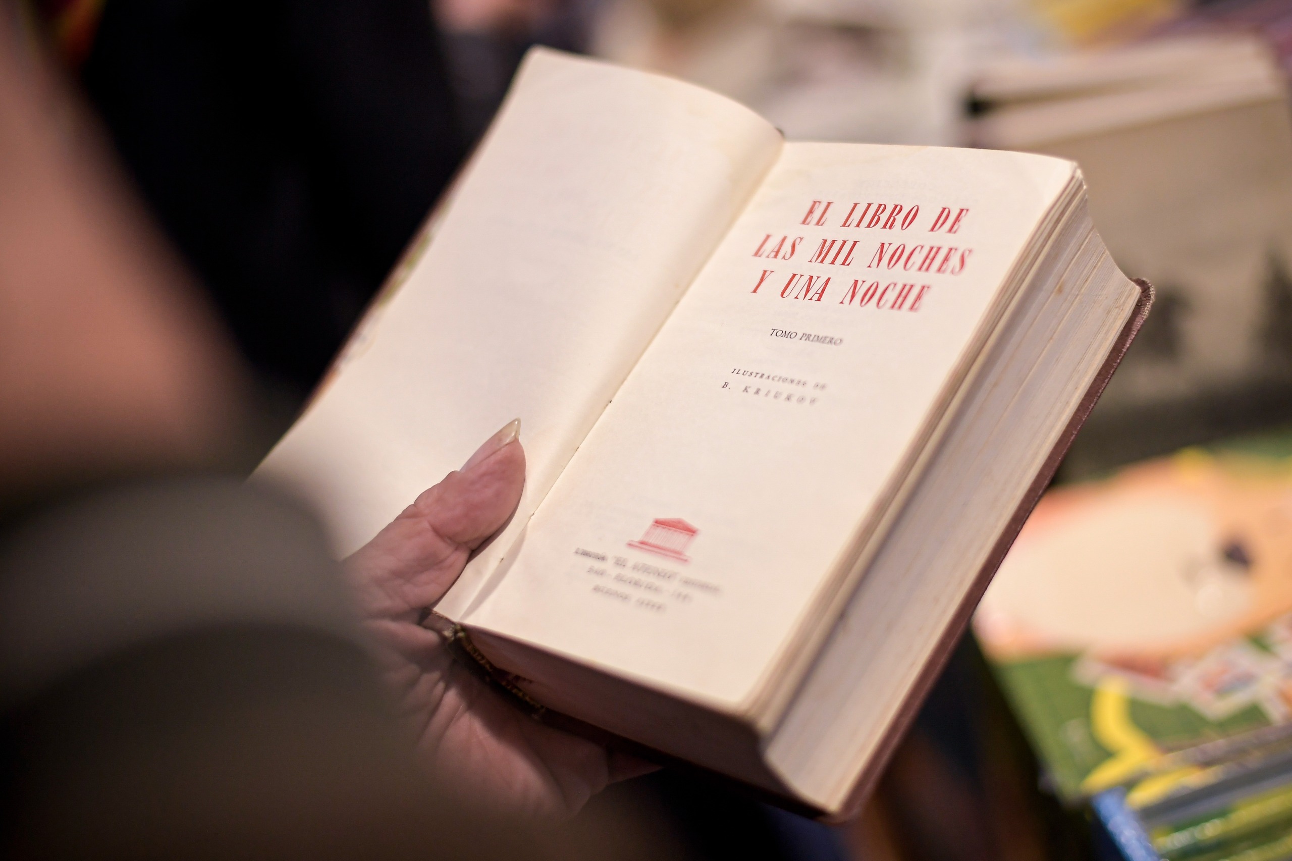 Los tesoros antiguos de la Feria Internacional del Libro de Bogotá
