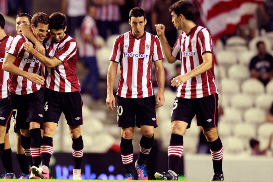 El Athletic de Bielsa olvida sus problemas con goles
