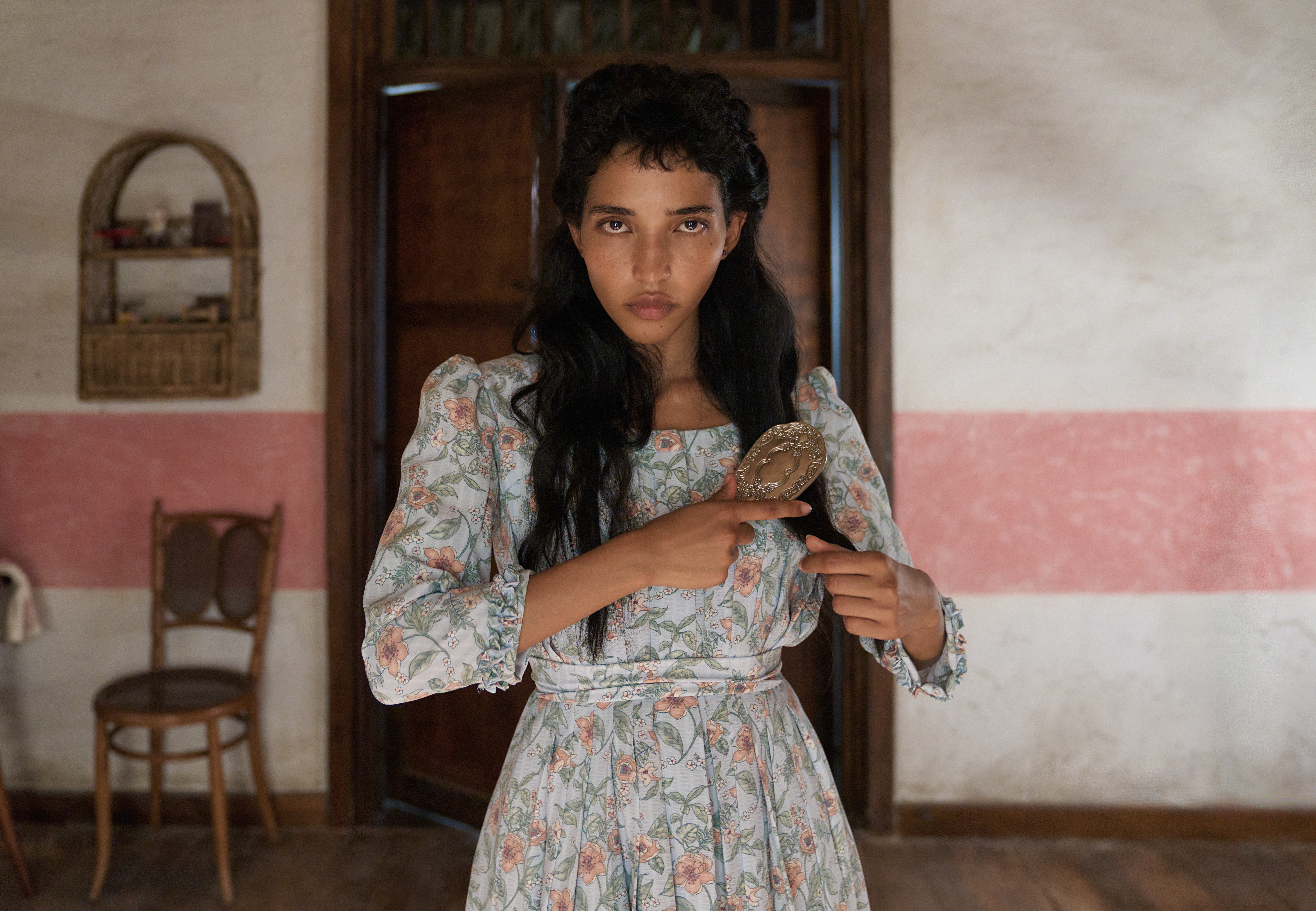 Akima es Rebeca en Cien años de soledad