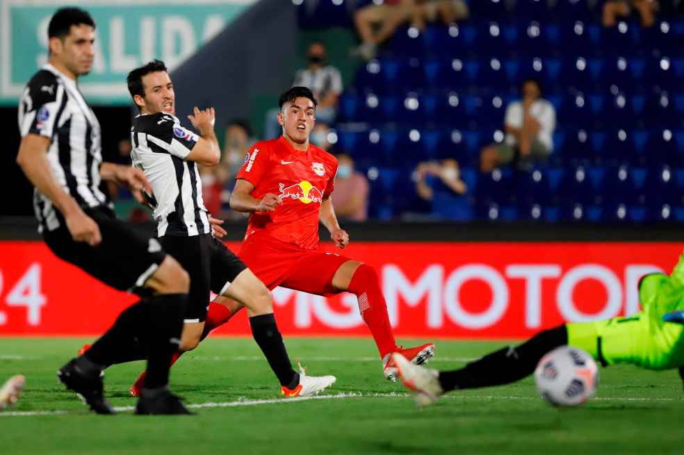 Bragantino venció a Libertad y es el primer finalista de la Copa Sudamericana 2021.