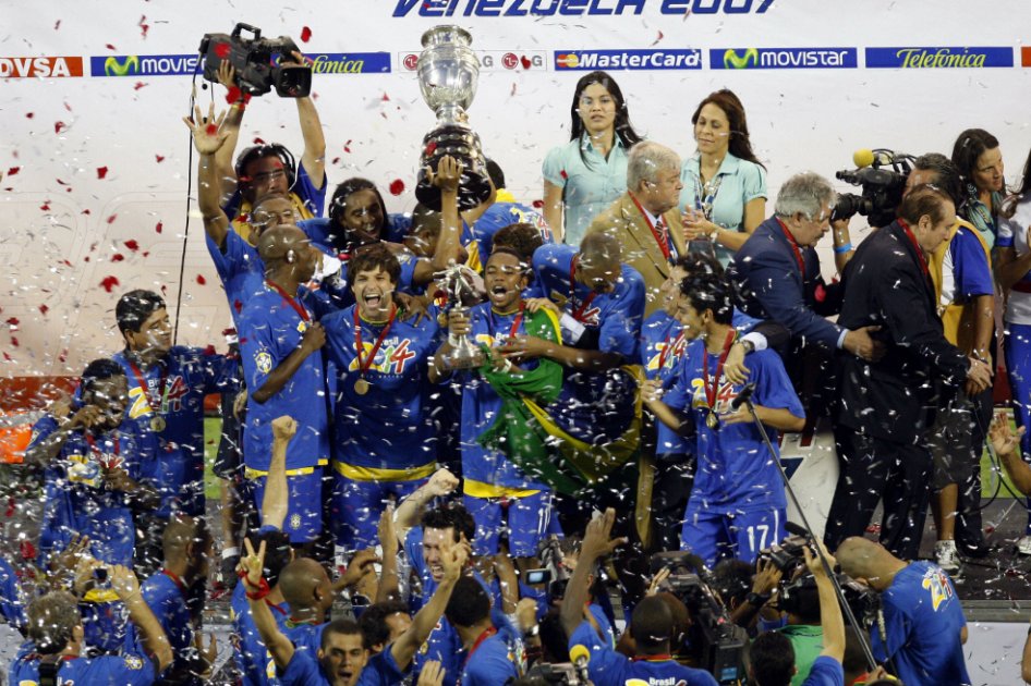 Conmebol condena y ordena investigación sobre corrupción en Copa América 2007