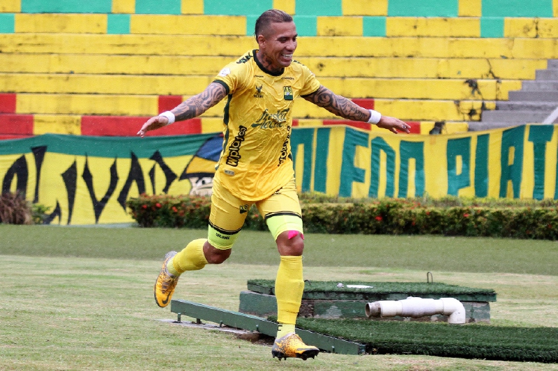 Dayro Moreno: en cuestión de goles, un cheque al portador