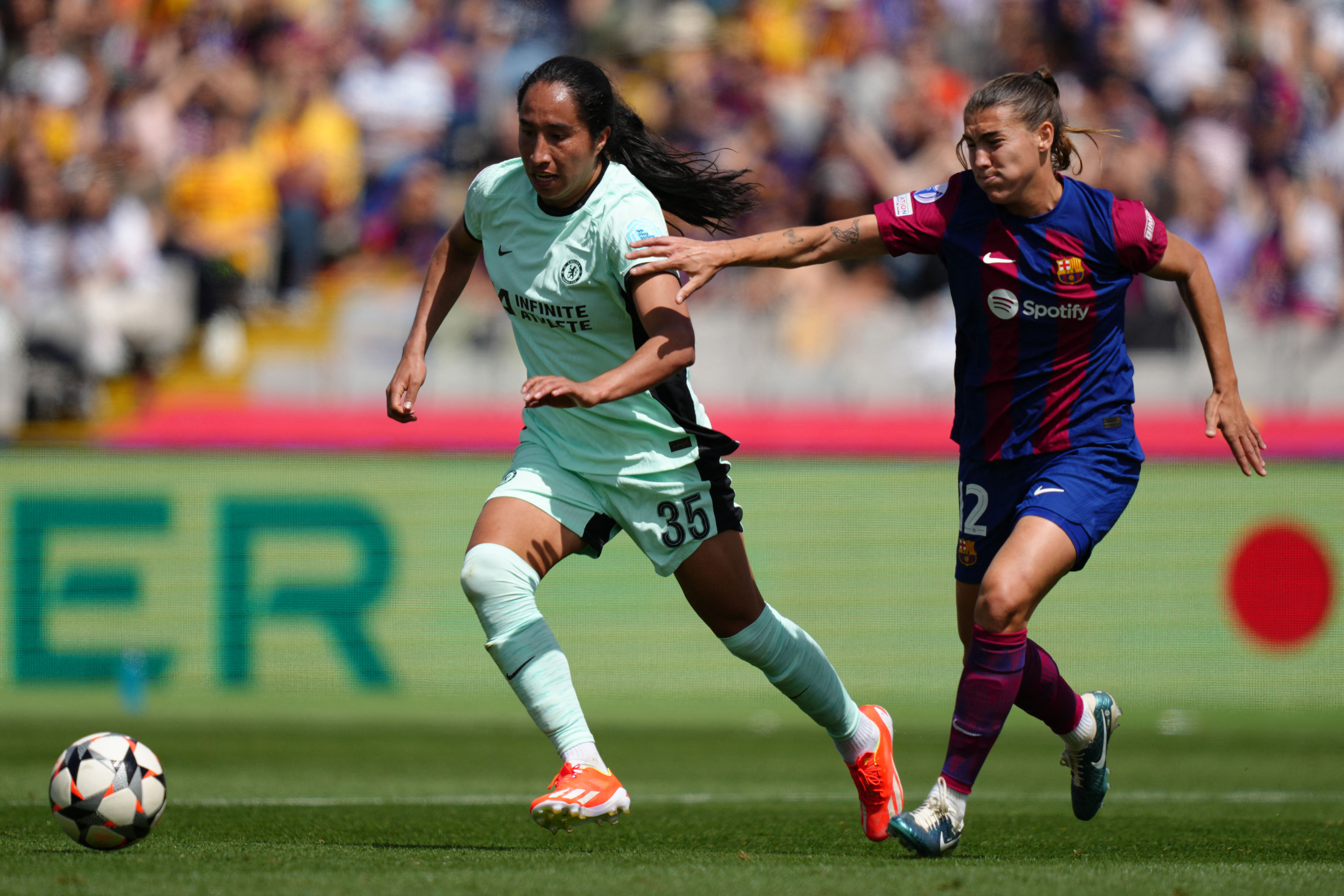 Mayra Ramírez brilló con el Chelsea en las semifinales de la Champions Femenina