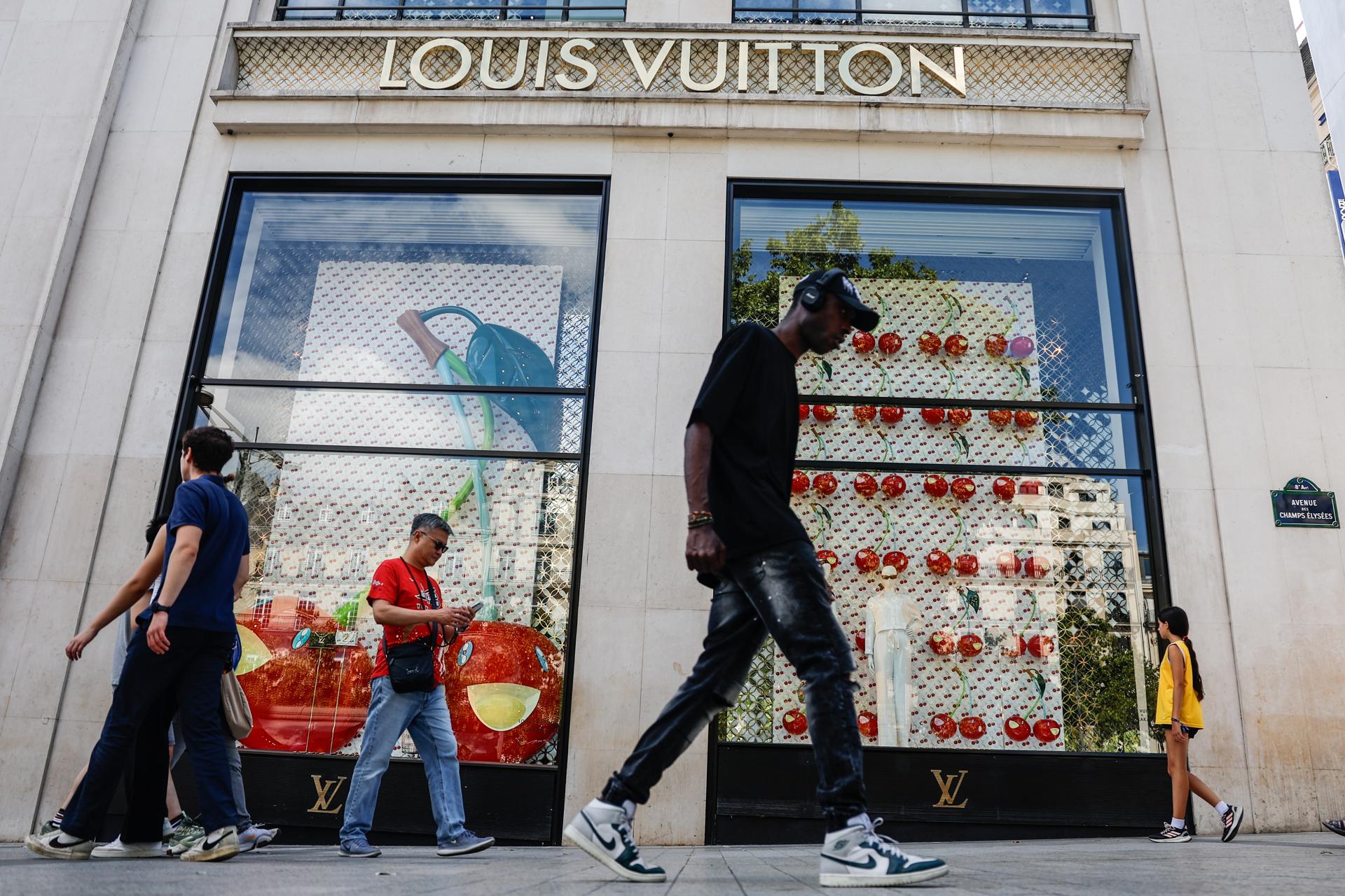 ¿Quién es Pietro Beccari, el nuevo consejero delegado de moda del grupo de lujo LVMH?