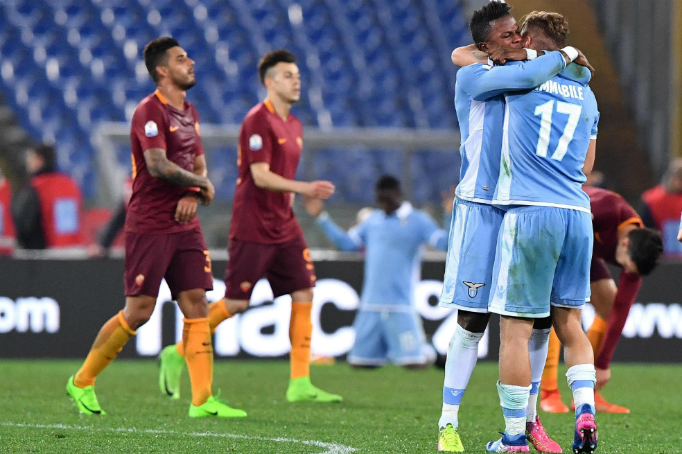Lazio pegó primero y venció 2-0 a la Roma en semis de la Copa de Italia