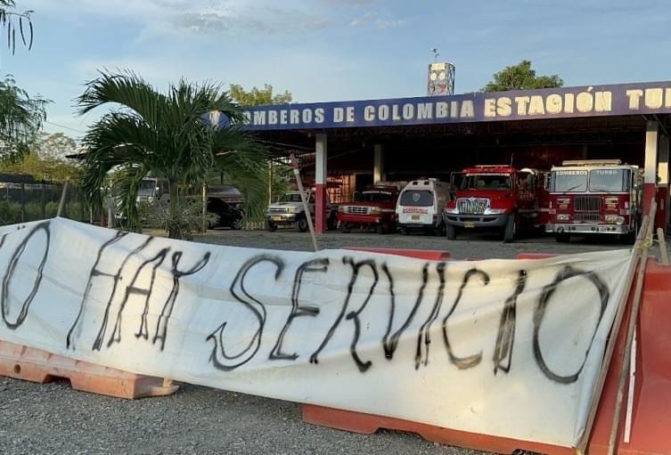 Bomberos de Turbo y Mutatá suspendieron sus labores por falta de pago y recursos