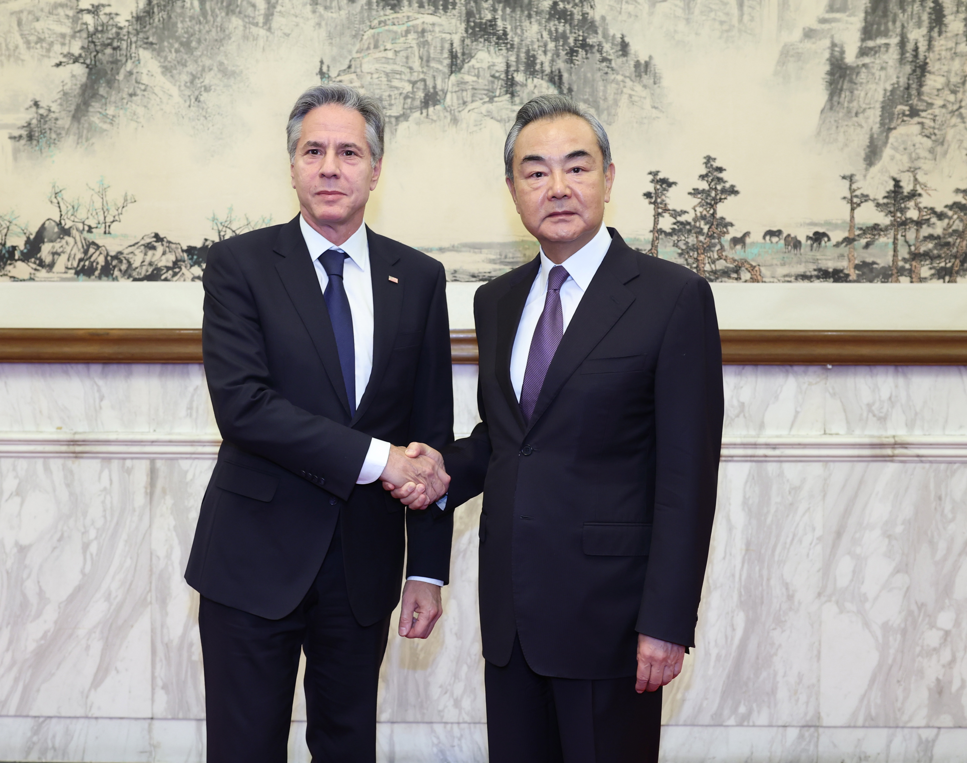 Beijing (China), 18/06/2023.- Wang Yi, a member of the Political Bureau of the Communist Party of China (CPC) Central Committee and director of the Office of the Foreign Affairs Commission of the CPC Central Committee, meets with visiting US Secretary of State Antony Blinken (L) in Beijing, China, 19 June 2023. (Estados Unidos) EFE/EPA/XINHUA / WANG YE CHINA OUT / UK AND IRELAND OUT / MANDATORY CREDIT EDITORIAL USE ONLY