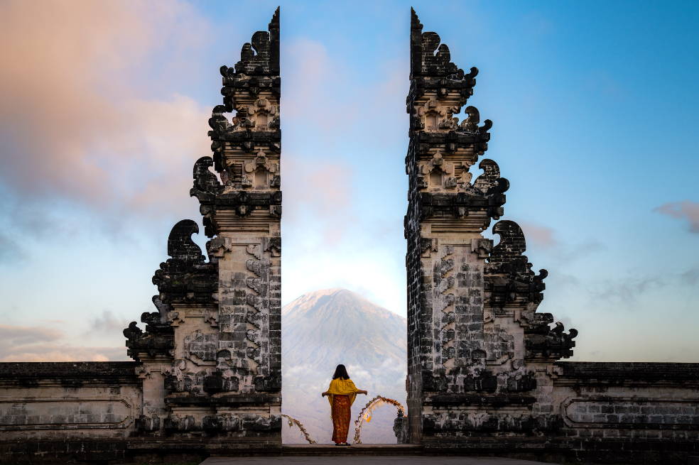 Colombianos ya no necesitan visa para viajar a Indonesia: ¿Qué hacer en este país?
