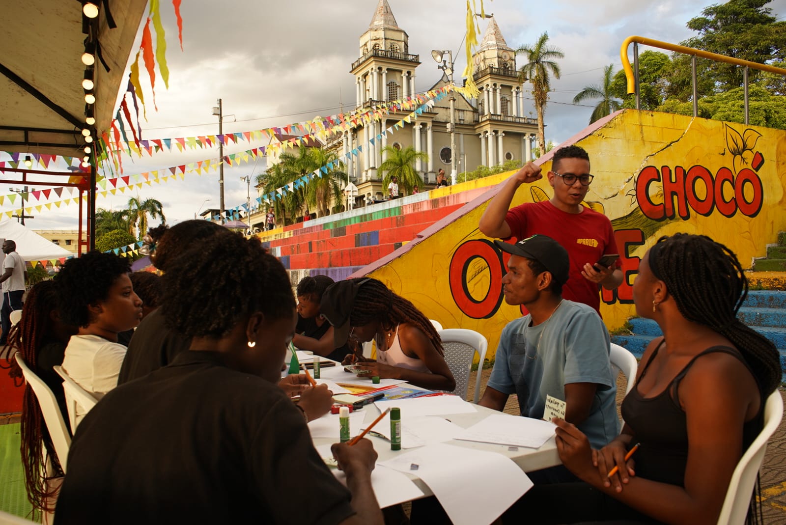 El festival literario que recorre ríos de Chocó para promover la lectura y la reconciliación